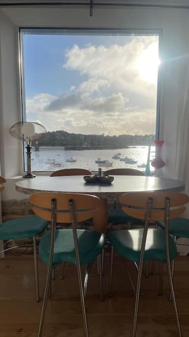 Vue Imprenable Sur Le Port * Ploudalmezeau