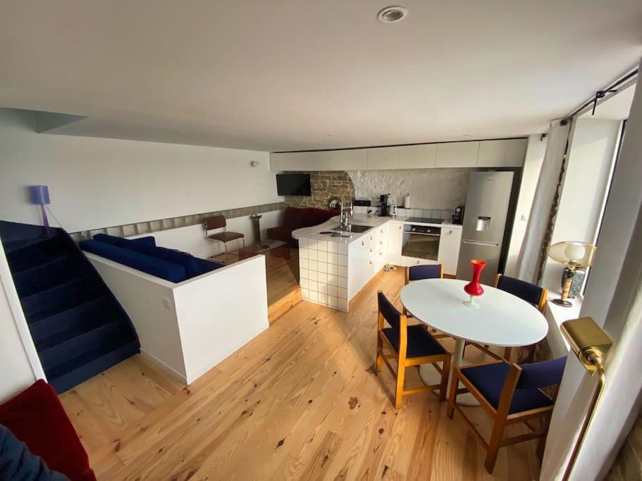 Apartment Vue Imprenable Sur Le Port Ploudalmezeau